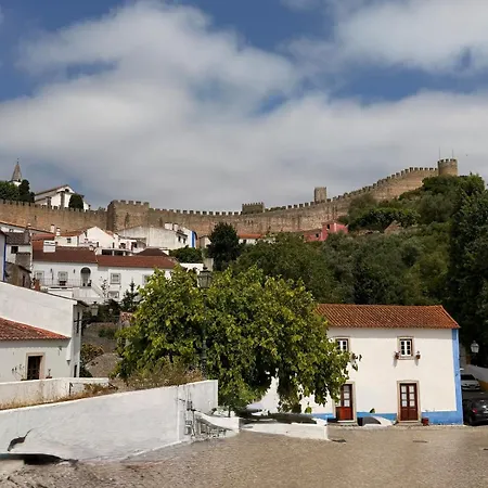 Hébergement de vacances Casa Da Muralha Óbidos