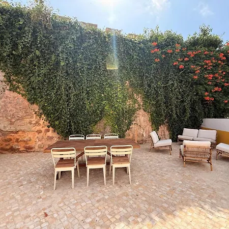 בית נופש Casa Da Muralha *