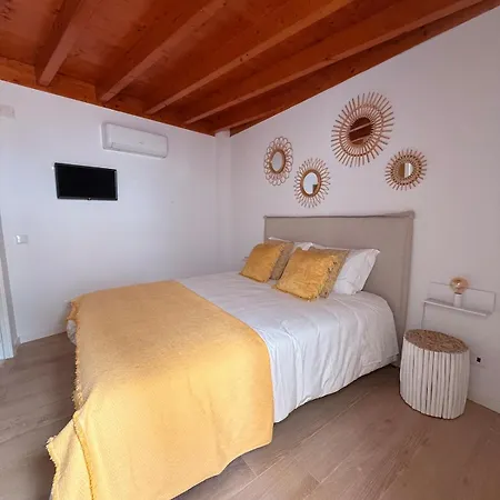 Casa Da Muralha בית נופש אובידוס