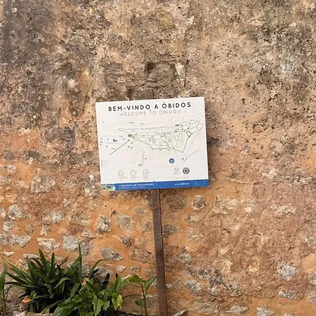 Casa Da Muralha אובידוס